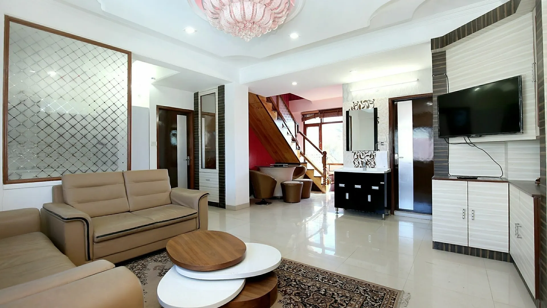 Διαμέρισμα Oyo 10406 Home Luxury 3Bhk New Σίμλα Ινδία