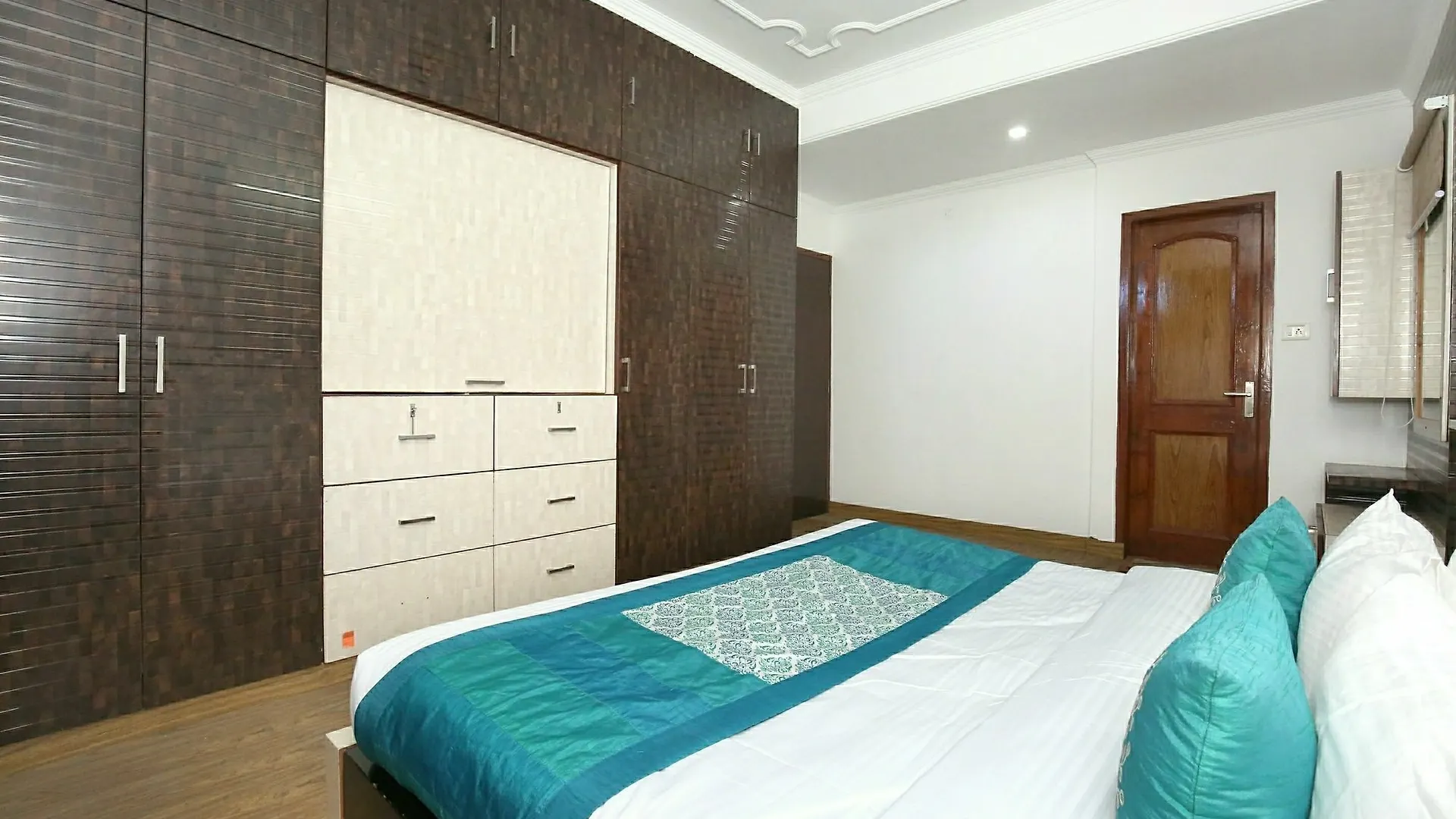 Διαμέρισμα Oyo 10406 Home Luxury 3Bhk New Σίμλα